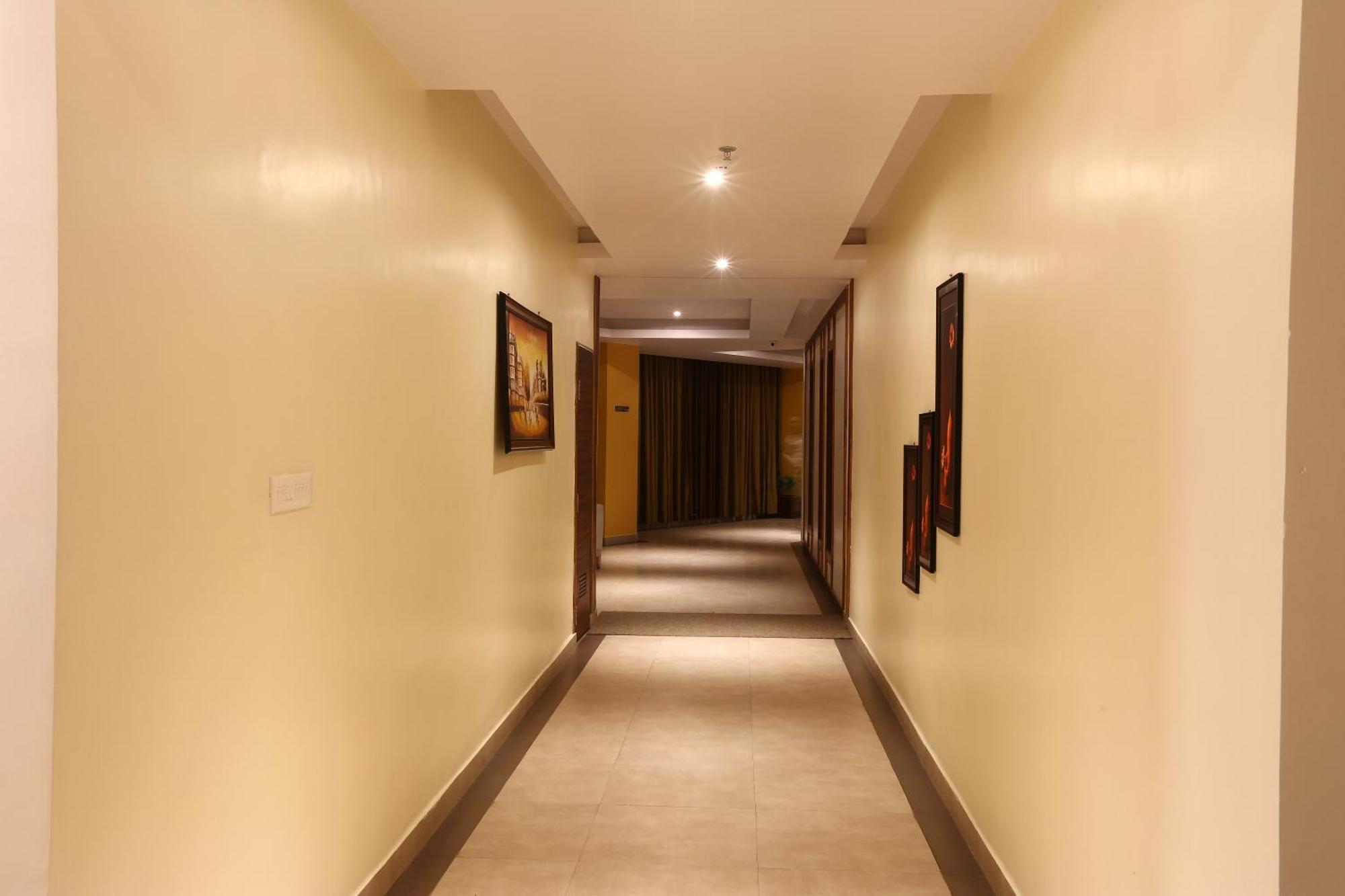 Hotel Prithvi Palace Igi Airport Delhi Nova Deli Exterior foto